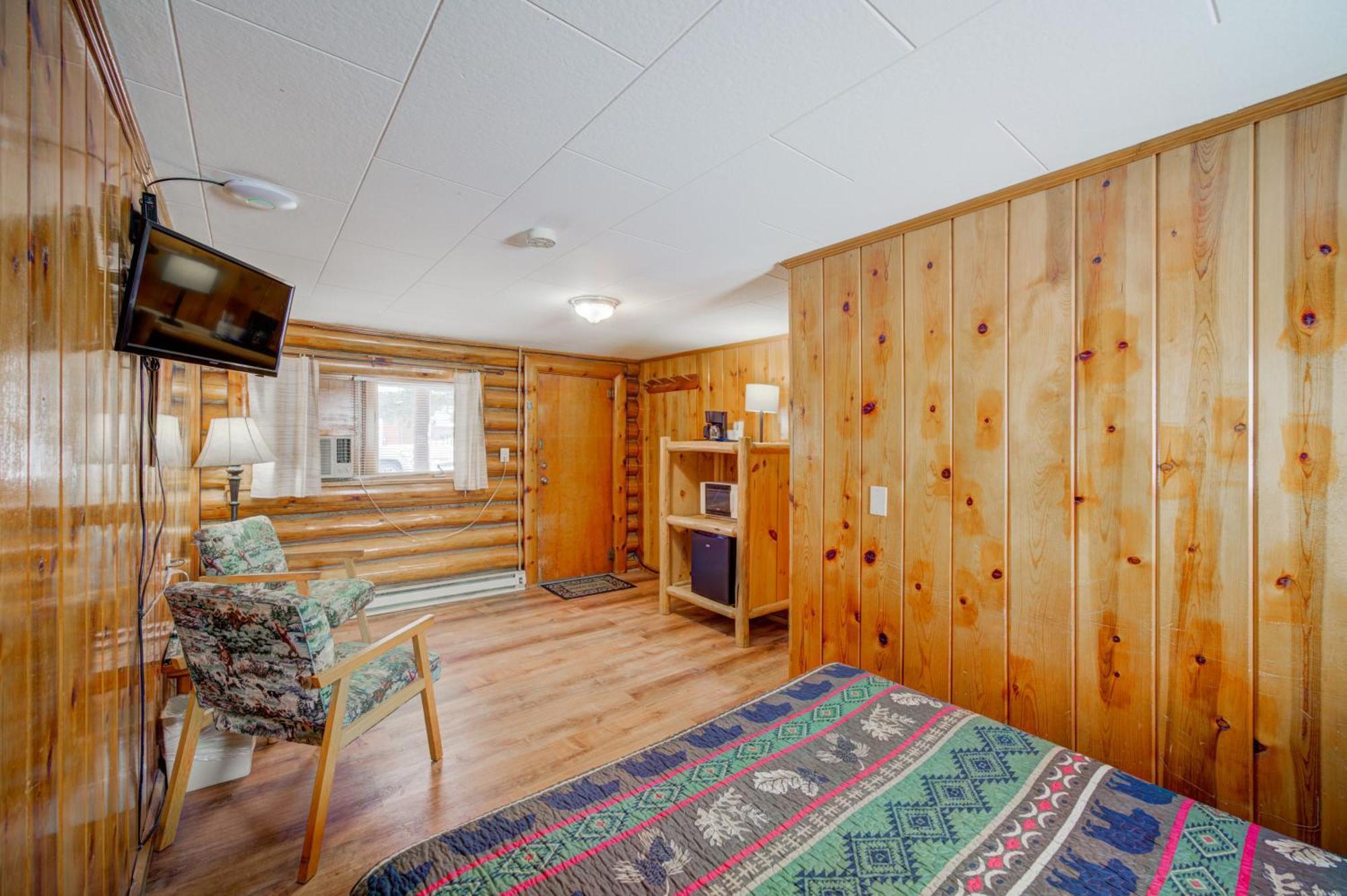 Sportsman'S Lodge Ennis Eksteriør billede