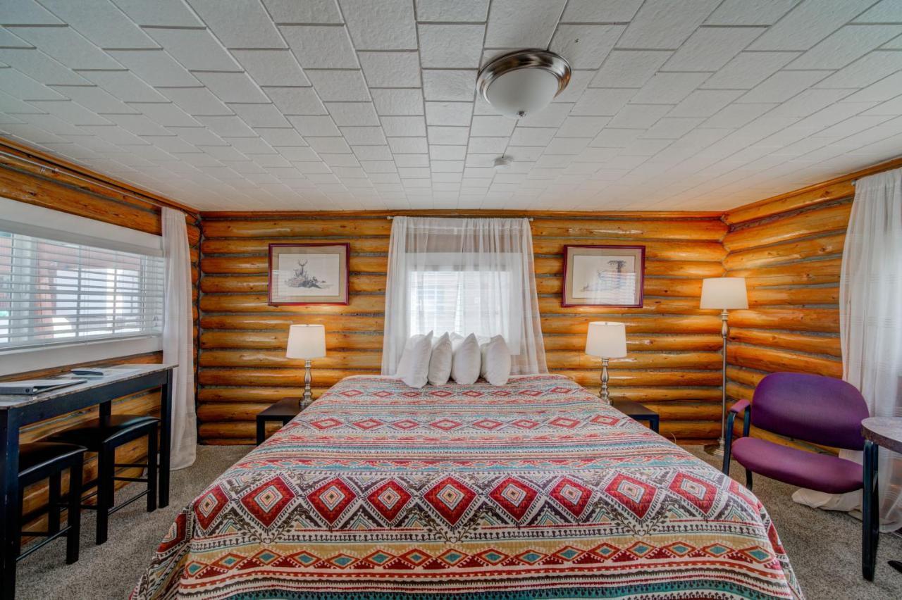 Sportsman'S Lodge Ennis Eksteriør billede