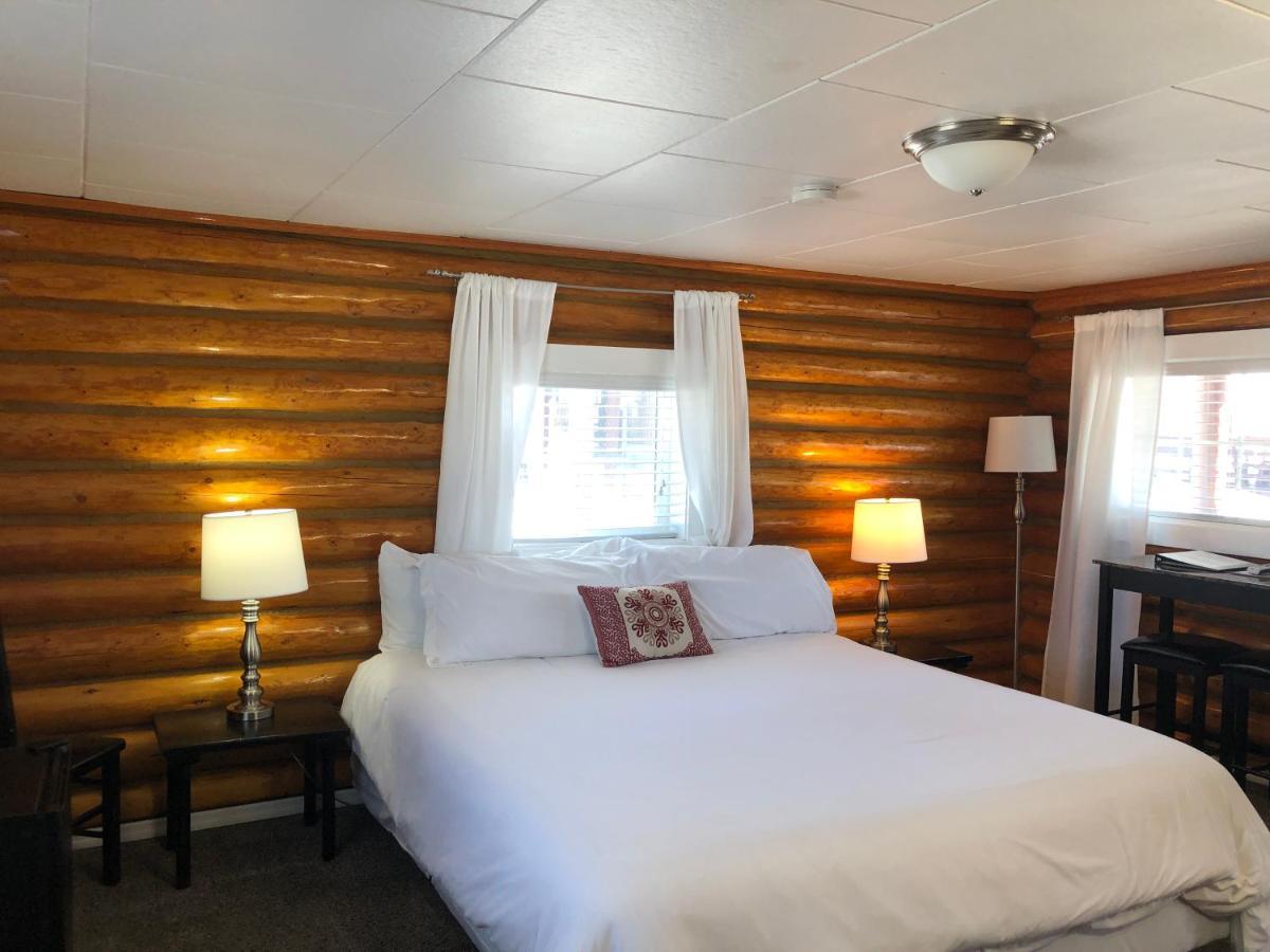 Sportsman'S Lodge Ennis Eksteriør billede